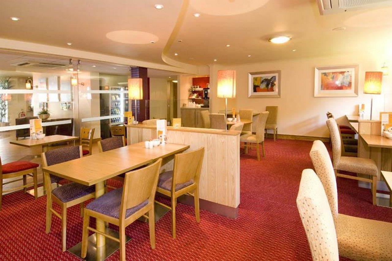 Premier Inn Birmingham South - Hall Green Экстерьер фото